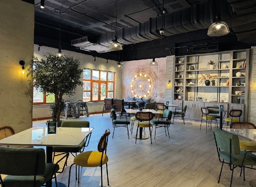 Mawarid Food Company (Lorenzo Pizza & Pasta)